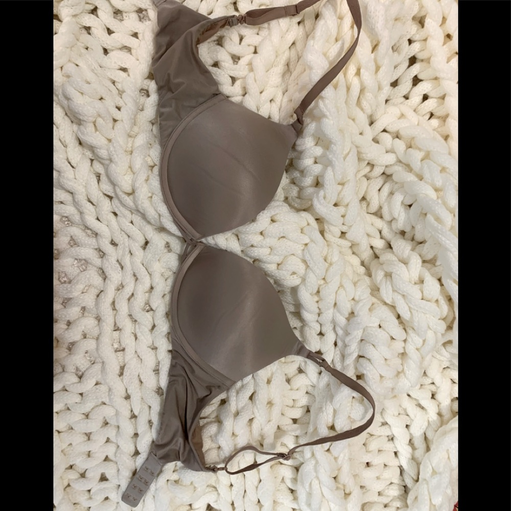 Victoria’s Secret Bombshell